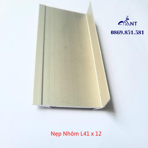 Nẹp nhôm chữ L, nẹp nhôm L41x12, nẹp chống trơn trượt bậc thang nhôm dễ thi công