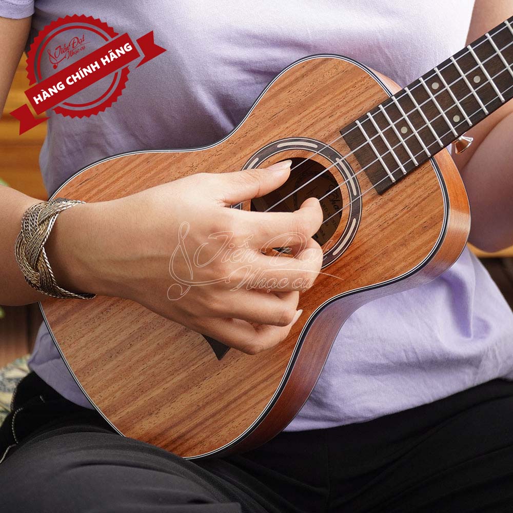 Đàn Ukulele Concert Chard WD-24THX-S, Họa tiết khác biệt, Mặt đàn Gỗ gụ - Hàng Chính Hãng