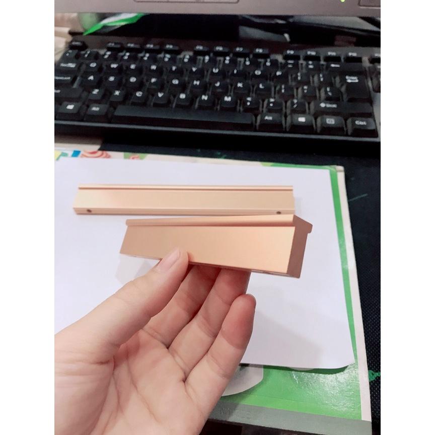 Tay nắm cánh tủ vàng trơn dạng thanh nhôm, tay nắm tủ quần áo đẹp