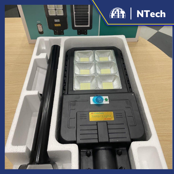 Đèn đường năng lượng mặt trời Jindian- [JD-9300]  Công suất 300W