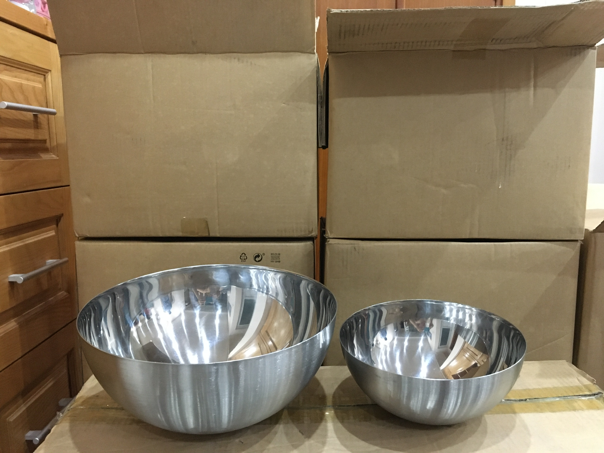 Combo 2 tô trộn: 1 size 20cm & 1 size 28cm hàng Việt Nam xuất Thụy Điển chất liệu cao cấp