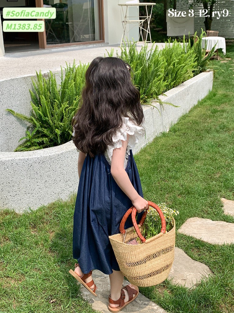 SÉT ÁO SƠ MI KÈM YẾM JEAN XẾP LY XỊN SÒ