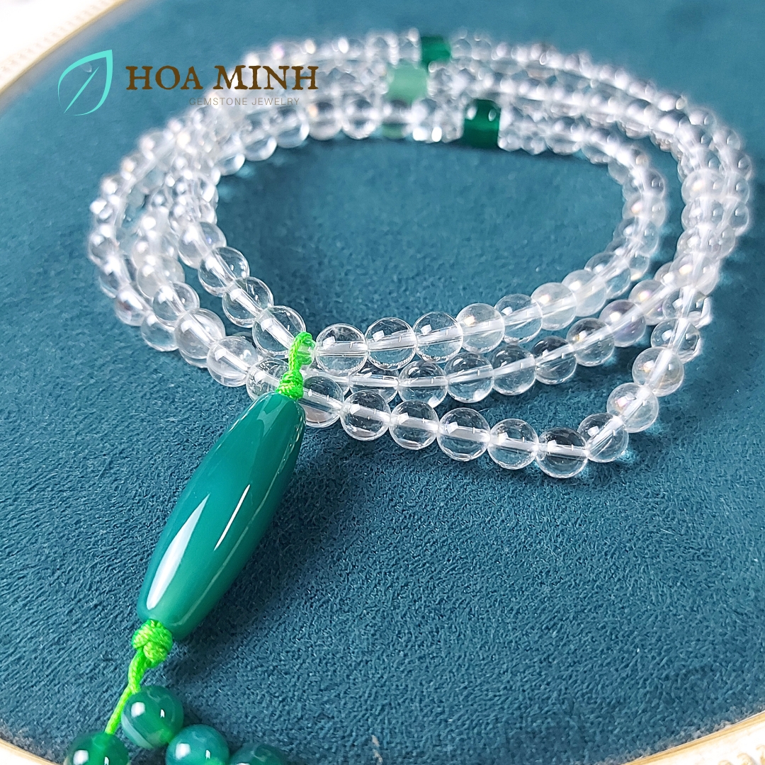 Chuỗi 108 hạt đá Thạch Anh Trắng trong trẻo size 6mm phối viên Thạch Anh Aventurine Mã Não xanh