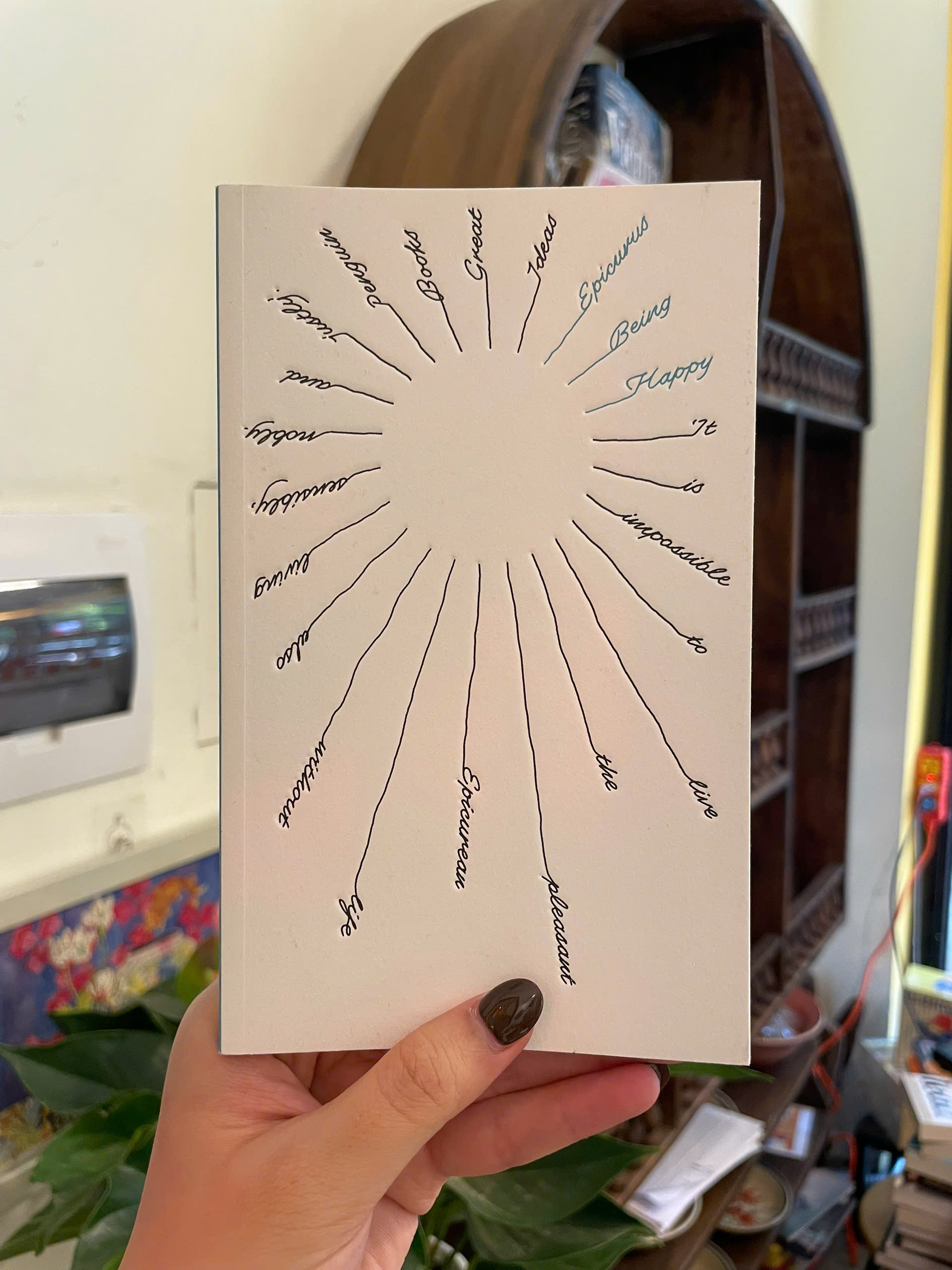 Sách - Being Happy by Epicurus | Philosophy / Classics / Ngoại văn Kinh điển Nhập khẩu / Triết học