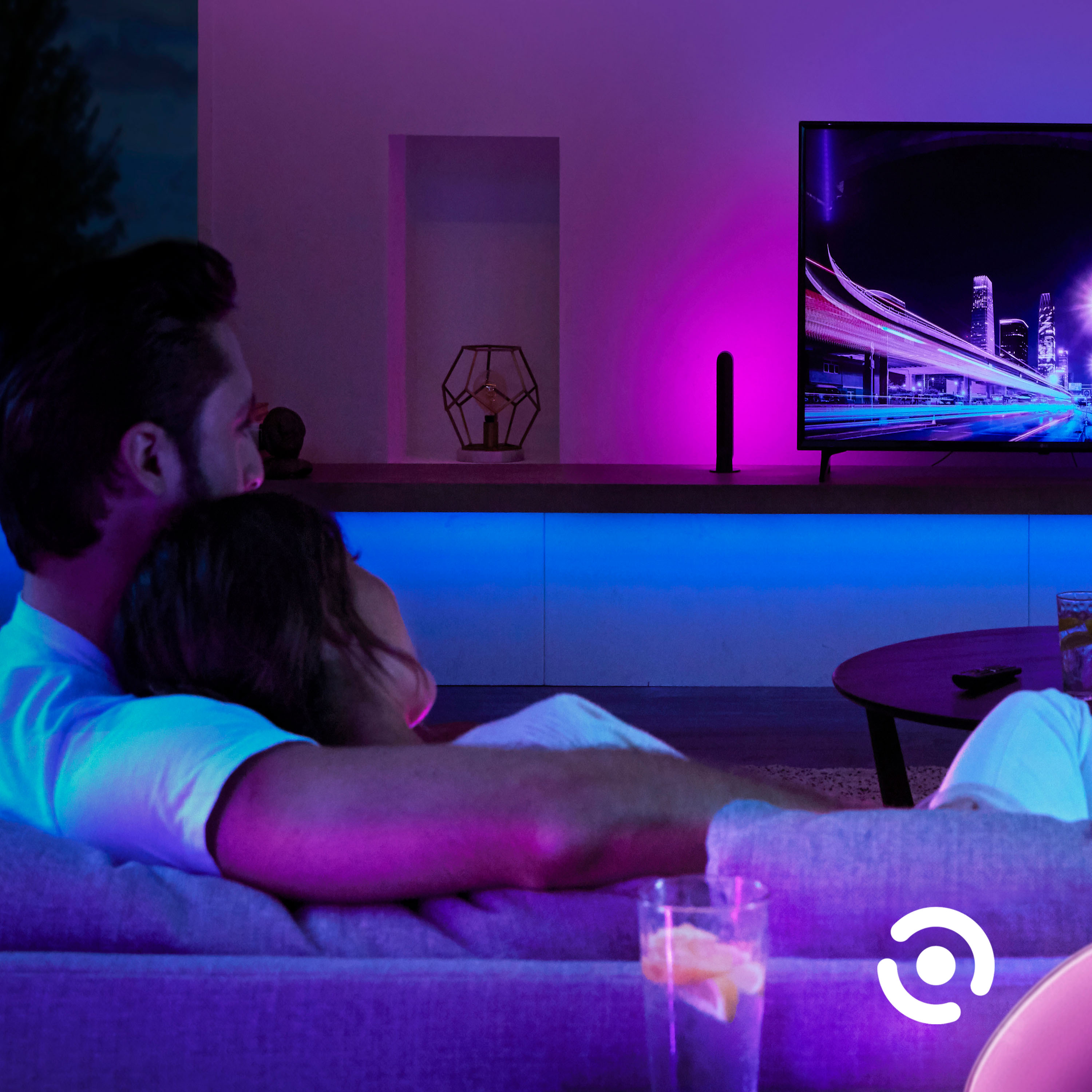 Đèn LED dây mở rộng Philips Hue Lightstrip Plus - 1m ext
