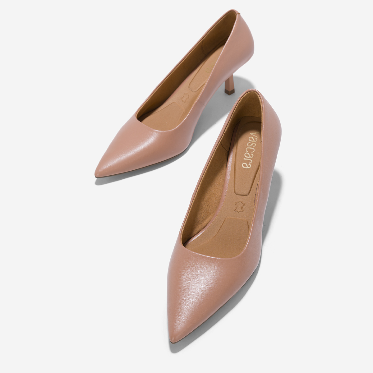 Giày Bít Mũi Spool Heel Da Dê - BMN 0635