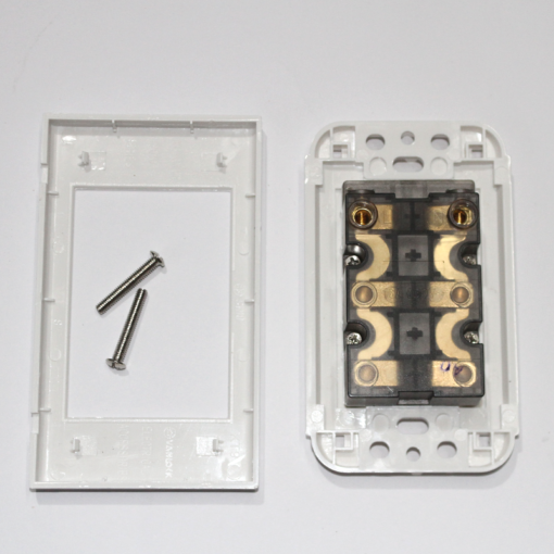 Ổ cắm ba 2 chấu S18U3 Sino