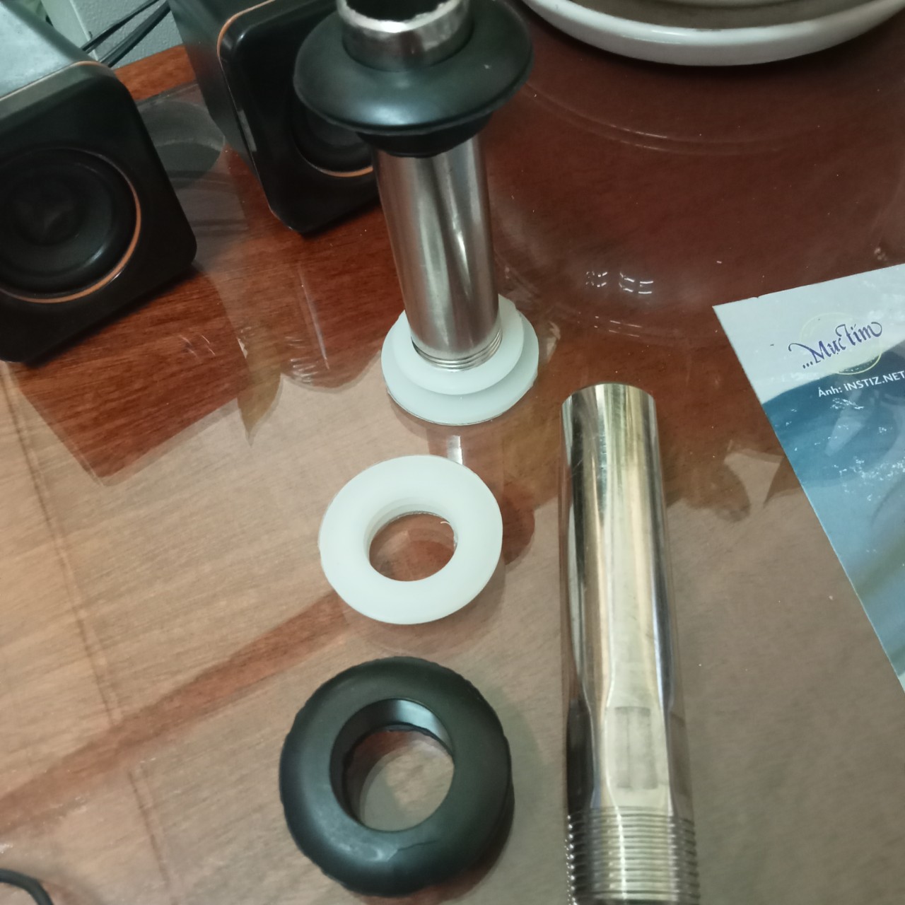 Bộ - Ty - gioăng silicon - cao su chịu nhiệt phi 27 dùng cho máy nước nóng năng lượng mặt trời