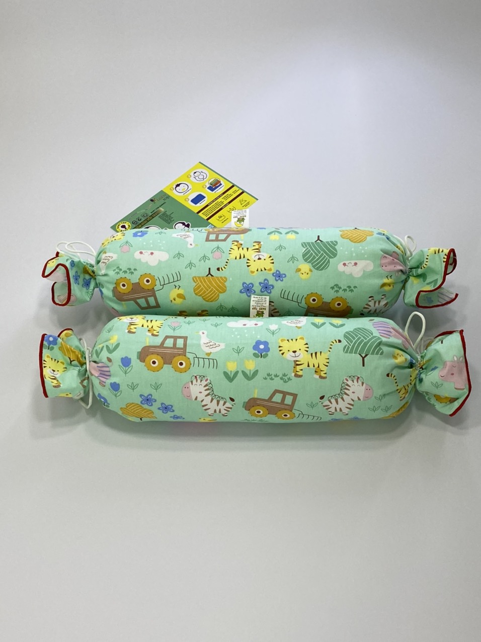 Hai Gối Ôm Nhỏ BabyTop (12x42)cm x 2 ( Màu và họa tiết ngẫu nhiên )