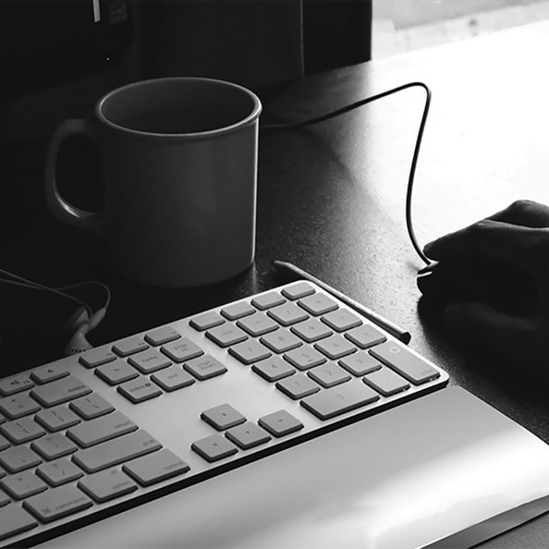 Đệm Kê Cổ Tay Bằng Nhôm 87 Phím Dùng Chơi Game Văn Phòng / Chơi Game