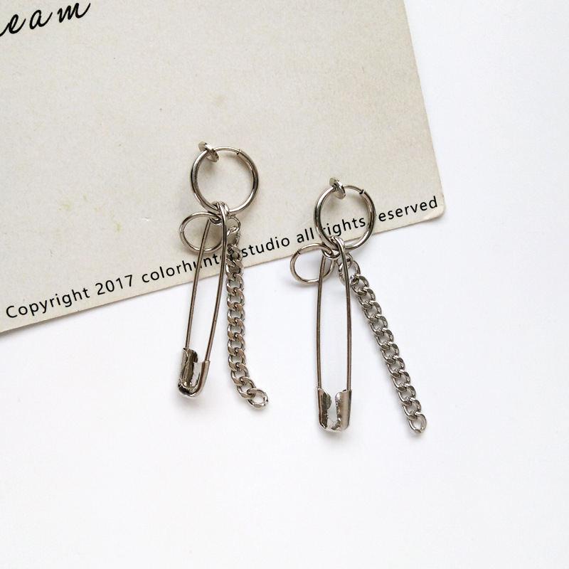 Bông tai thiết kế ghim băng siêu phẩm