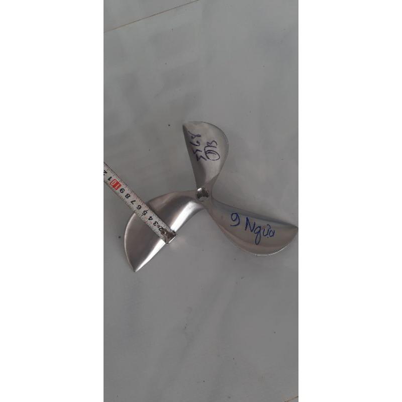 Chân vịt inox 9 hp dùng cho máy xăng cốt xéo