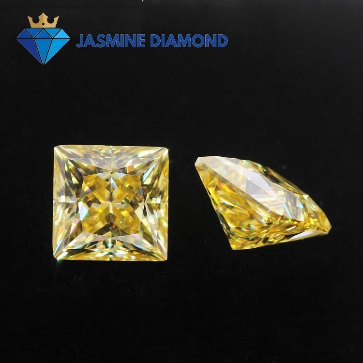 Kim cương nhân tạo Mỹ Moissanite giác cắt Princess vàng vivid