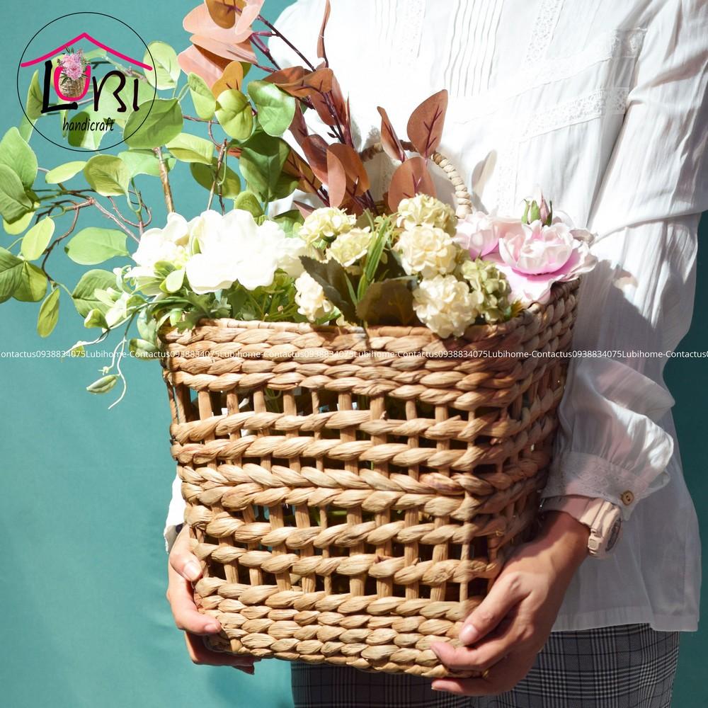 - LB074 Giỏ treo tường lục bình xinh xắn