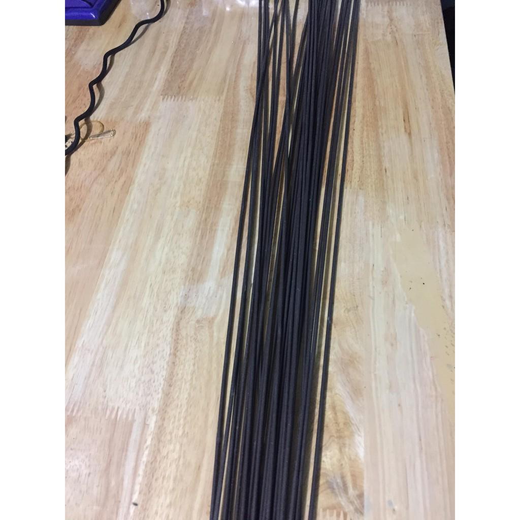20 thanh ti bọc nhựa đỡ hoa lan dài 80 cm