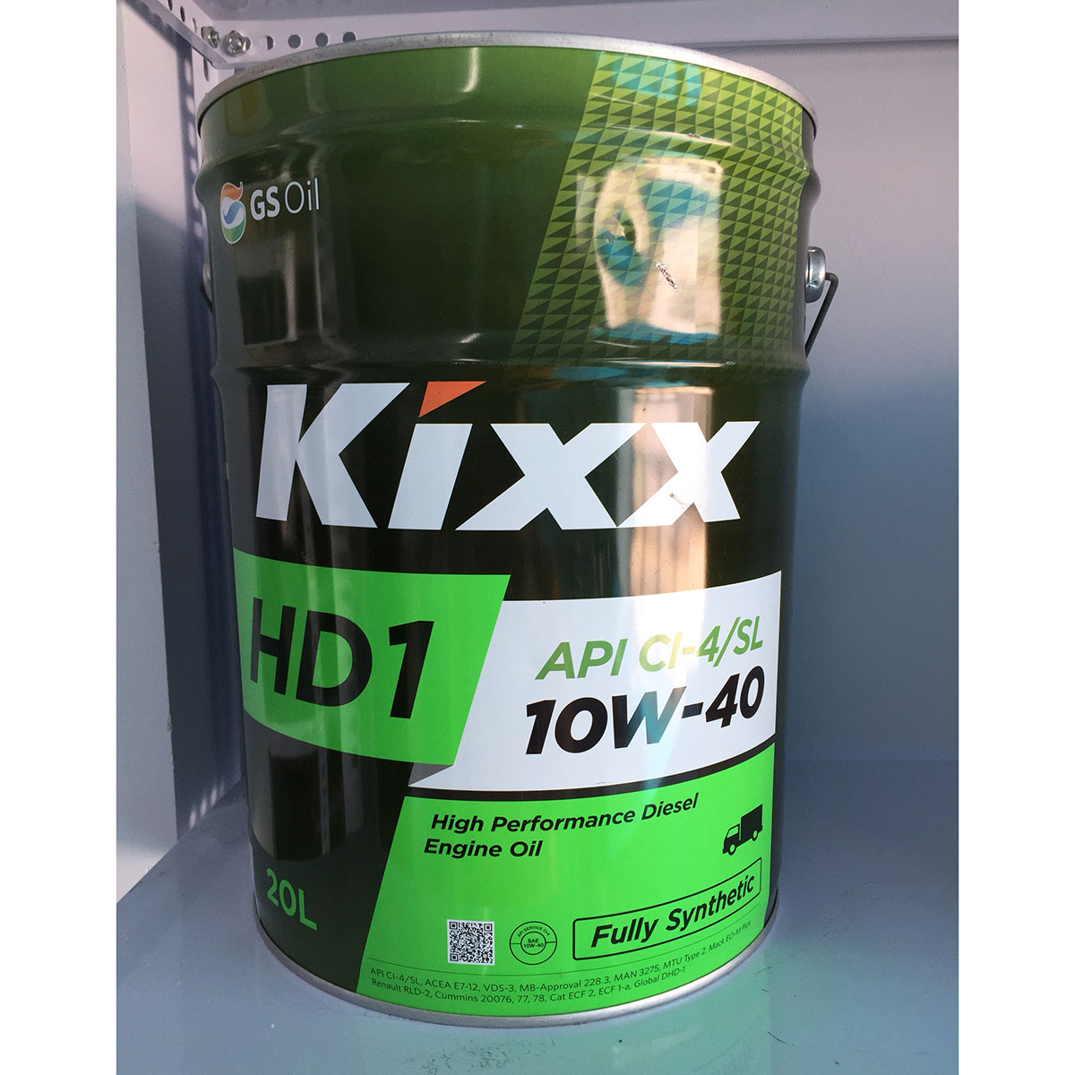 Dầu Nhớt Tổng Hợp Động Cơ Diezen Kixx HD1 10W40 Thùng Thiếc 20 Lít