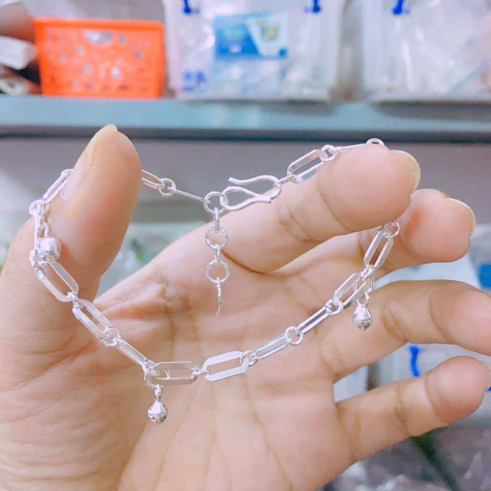 LẮC TAY DÂY XÍCH TREO CHUÔNG