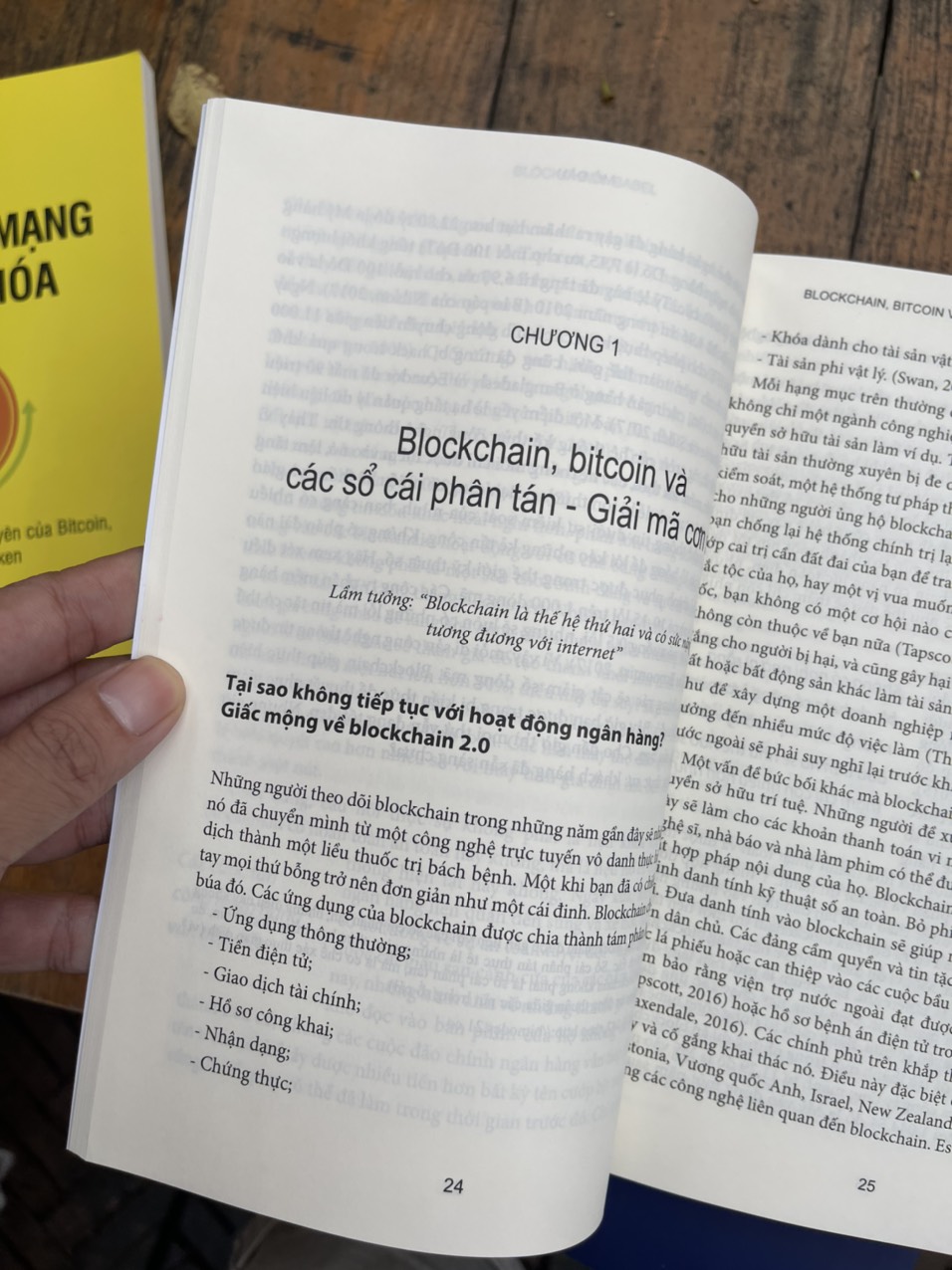 BLOCKCHAIN BABEL – Cơn sốt t i ề n điện tử và thách thức đối với kinh doanh – Igor Pejic – Hà Phương Anh dịch – NXB Xây Dựng