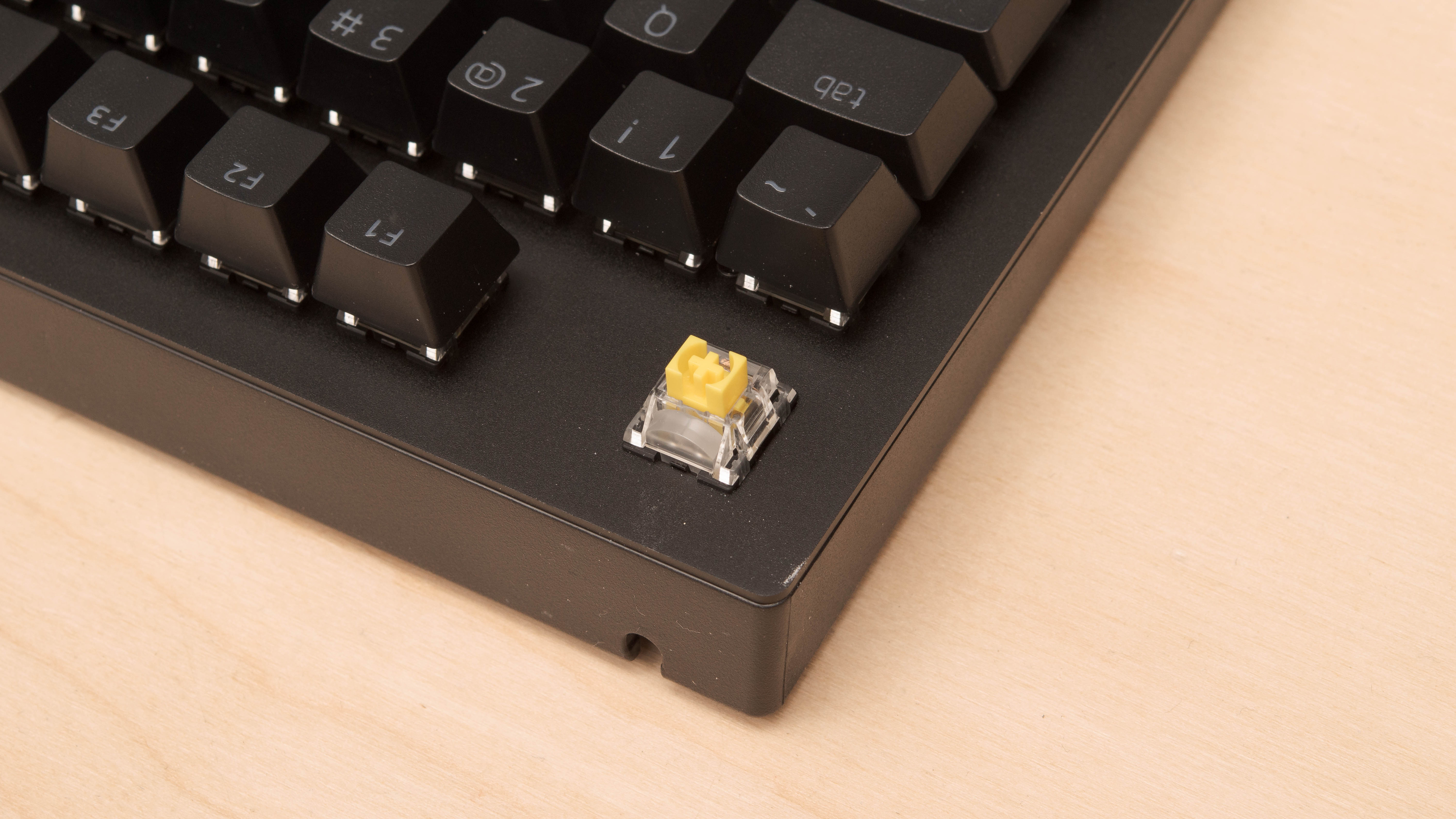 Bàn phím cơ Razer Blackwidow V3 Tenkeyless-Mechanical-US Layout-Yellow Switch - Hàng chính hãng