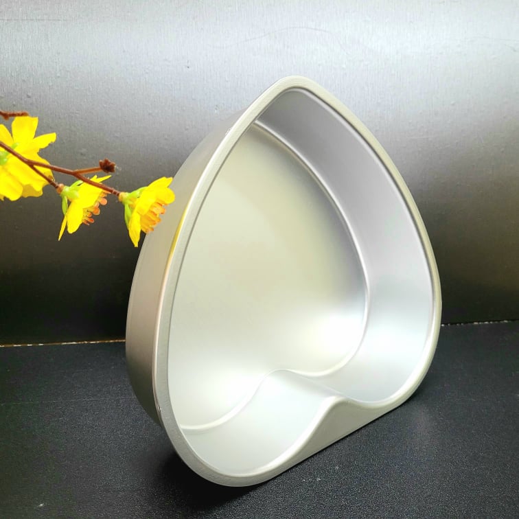 Khuôn Bánh Nhôm Đúc Cao Cấp - Hình Trái Tim 20/ 15cm. Khuôn bánh Bông lan, Rau câu Banh Trung Thu. Khuôn ép bằng tay. Đồ Gia Dụng nhà bếp pha chế làm bánh nguyên liệu