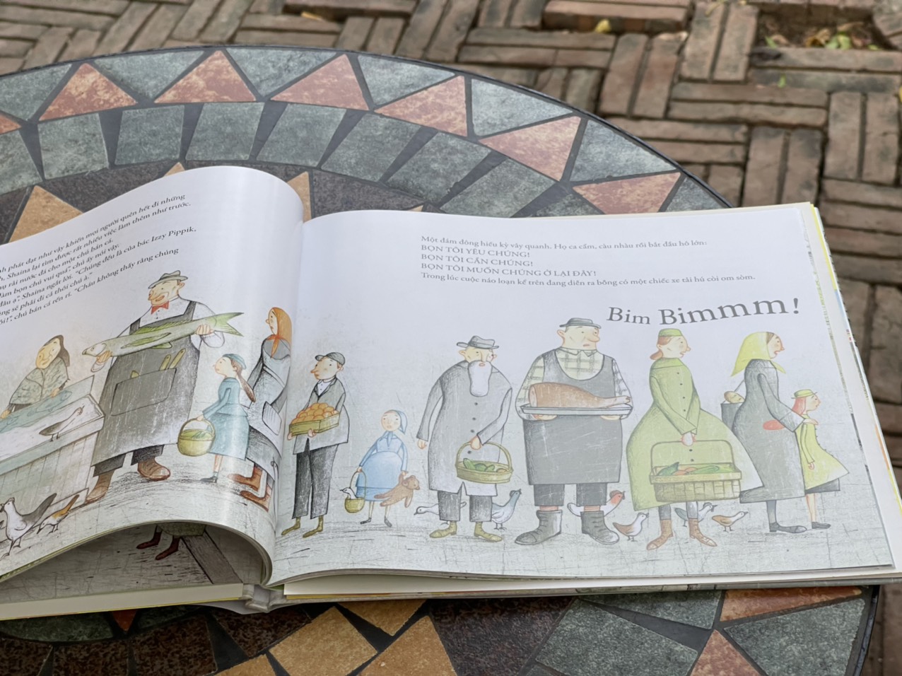 CÔ GÀ MÀ CỦA BÁC IZZY PIPPIK - Aubrey Davis - Minh họa: Marie Lafrance - Biên dịch: Ngọc Hòa - Crabit Kidbooks