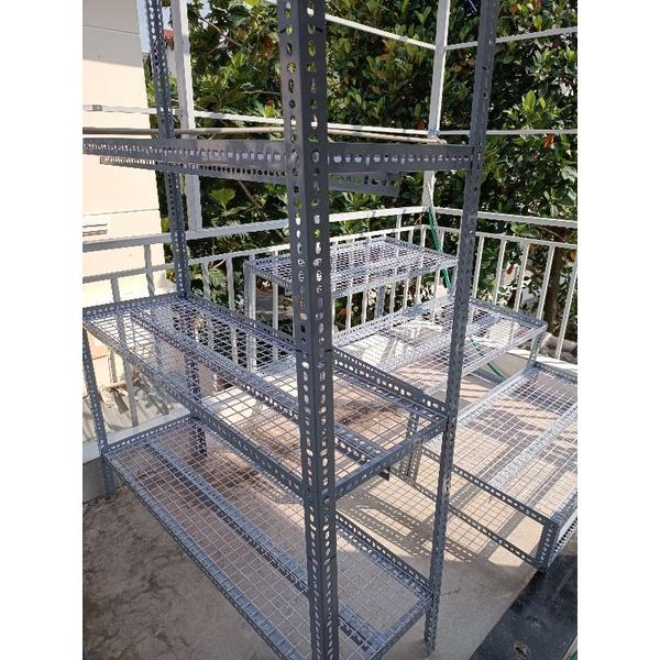Khung sắt v lỗ 3 tầng .kệ sắt V lỗ đa năng