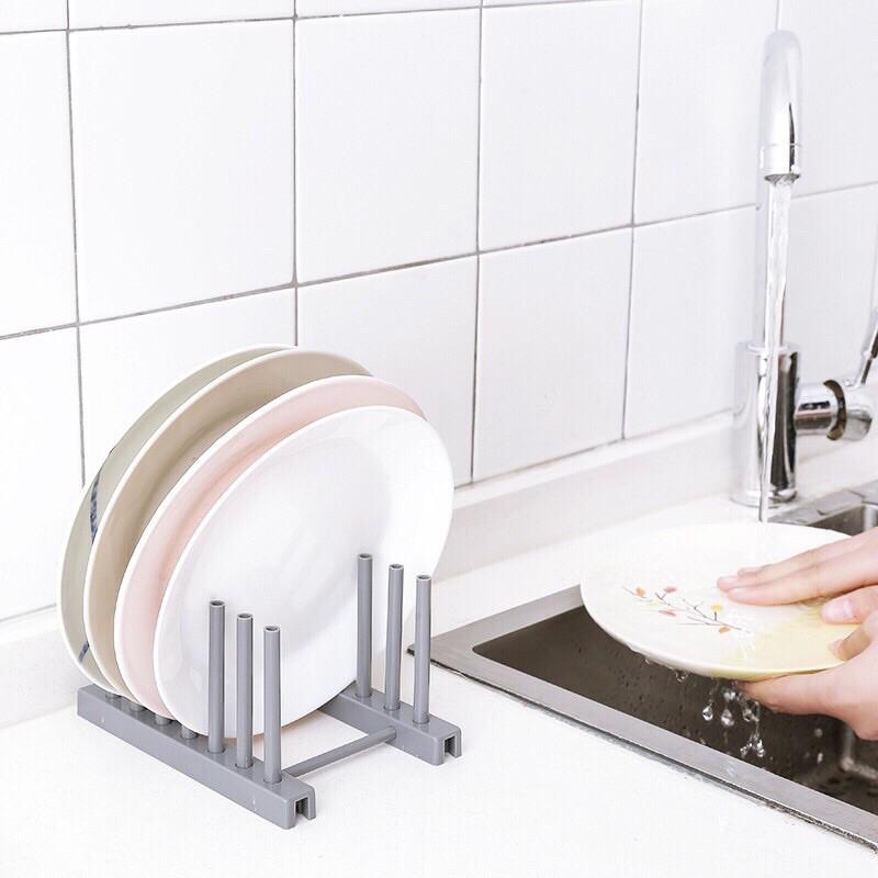 Giá nhựa úp dĩa, nắp vung nồi