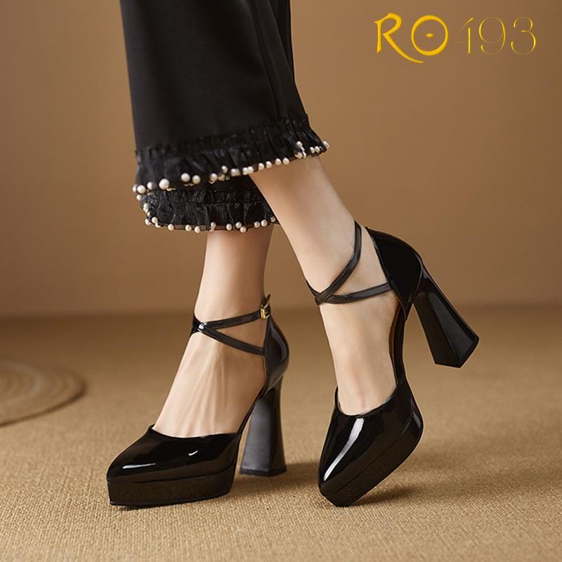 Giày sandal nữ cao gót 8 phân hàng hiệu rosata hai màu đen da ro493