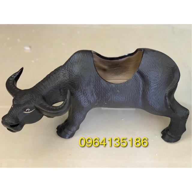 Tượng trâu trồng cây dài 32cm gốm sứ Bát Tràng