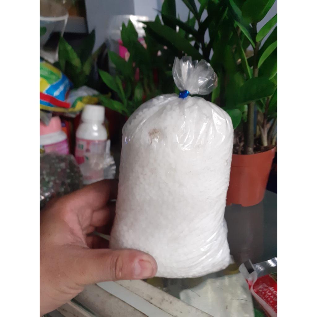 Bịch nửa ký đạm urê.