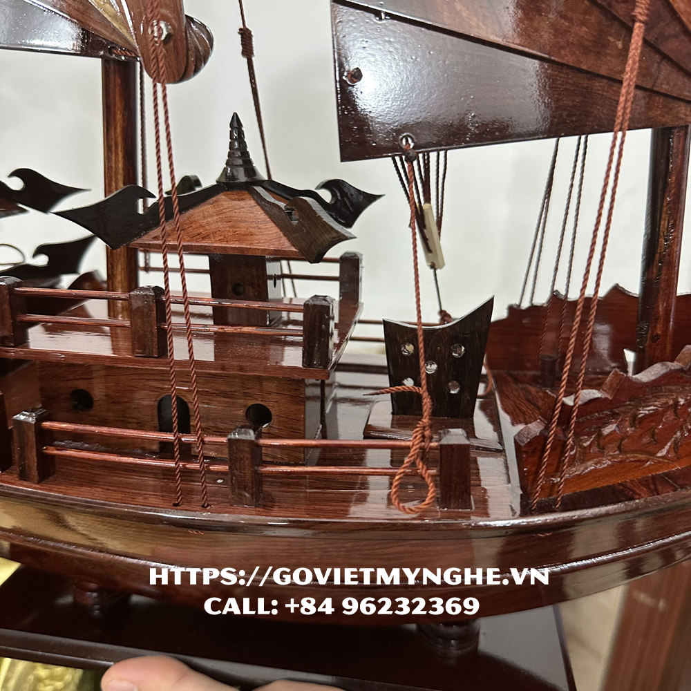 Mô hình thuyền gỗ thuyền trang trí thuyền gỗ cổ Hạ Long Rồng - Thân tàu dài 40cm - Buồm gỗ tự nhiên