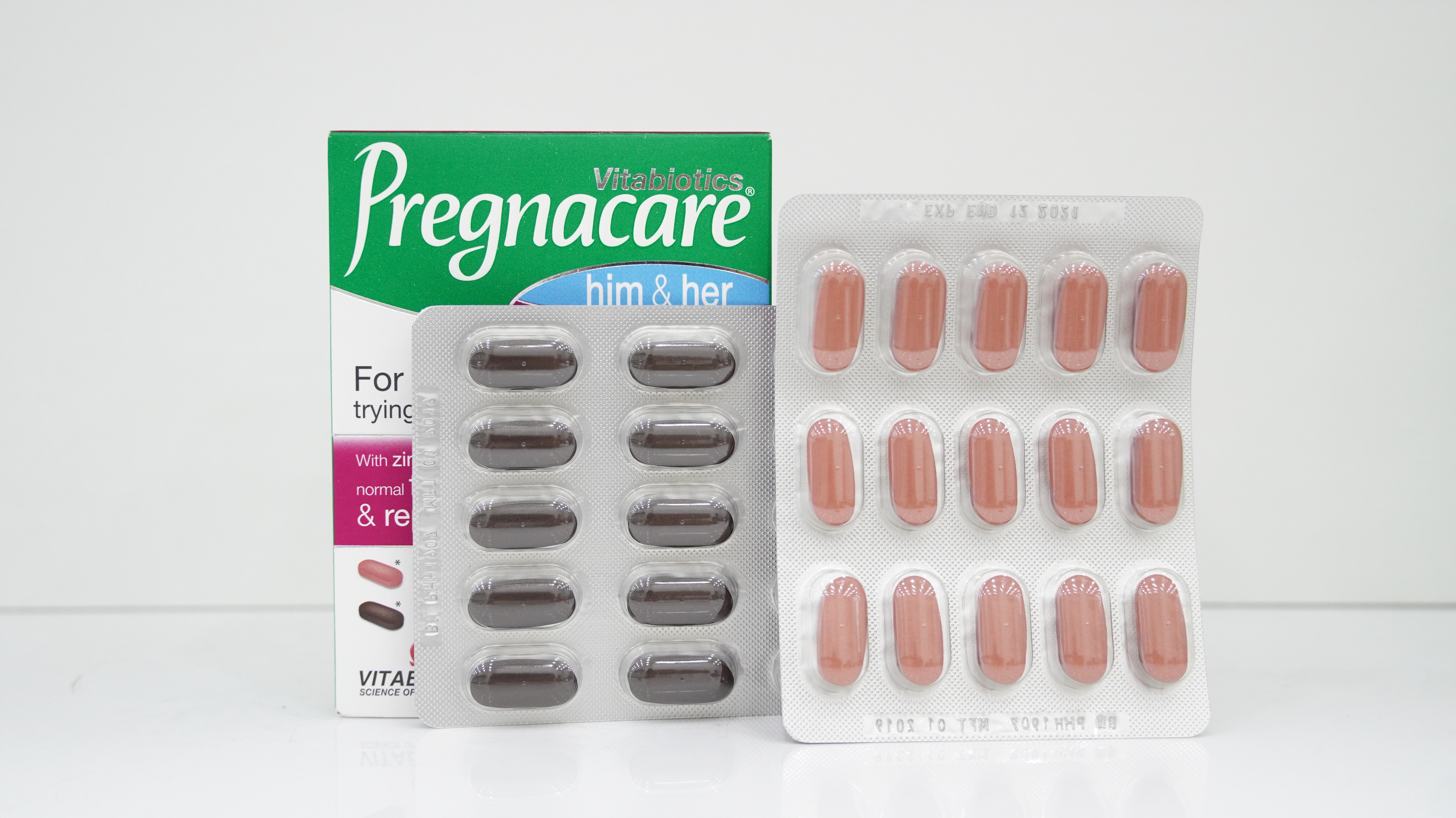 Tăng khả năng thụ thai Pregnacare him & her conception 60 viên