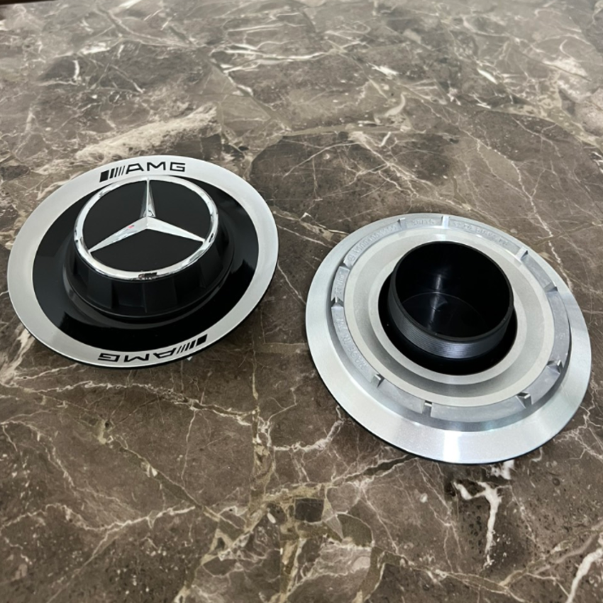 Logo chụp mâm, ốp lazang bánh xe ô tô Maybach AMG DE6082-T6 - Chất liệu hợp kim nhôm và nhựa ABS cao cấp