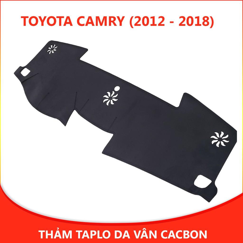 Thảm taplo ô tô Camry loại da vân cacbon chống nắng, chống nứt vỡ taplo, thảm taplo Camry