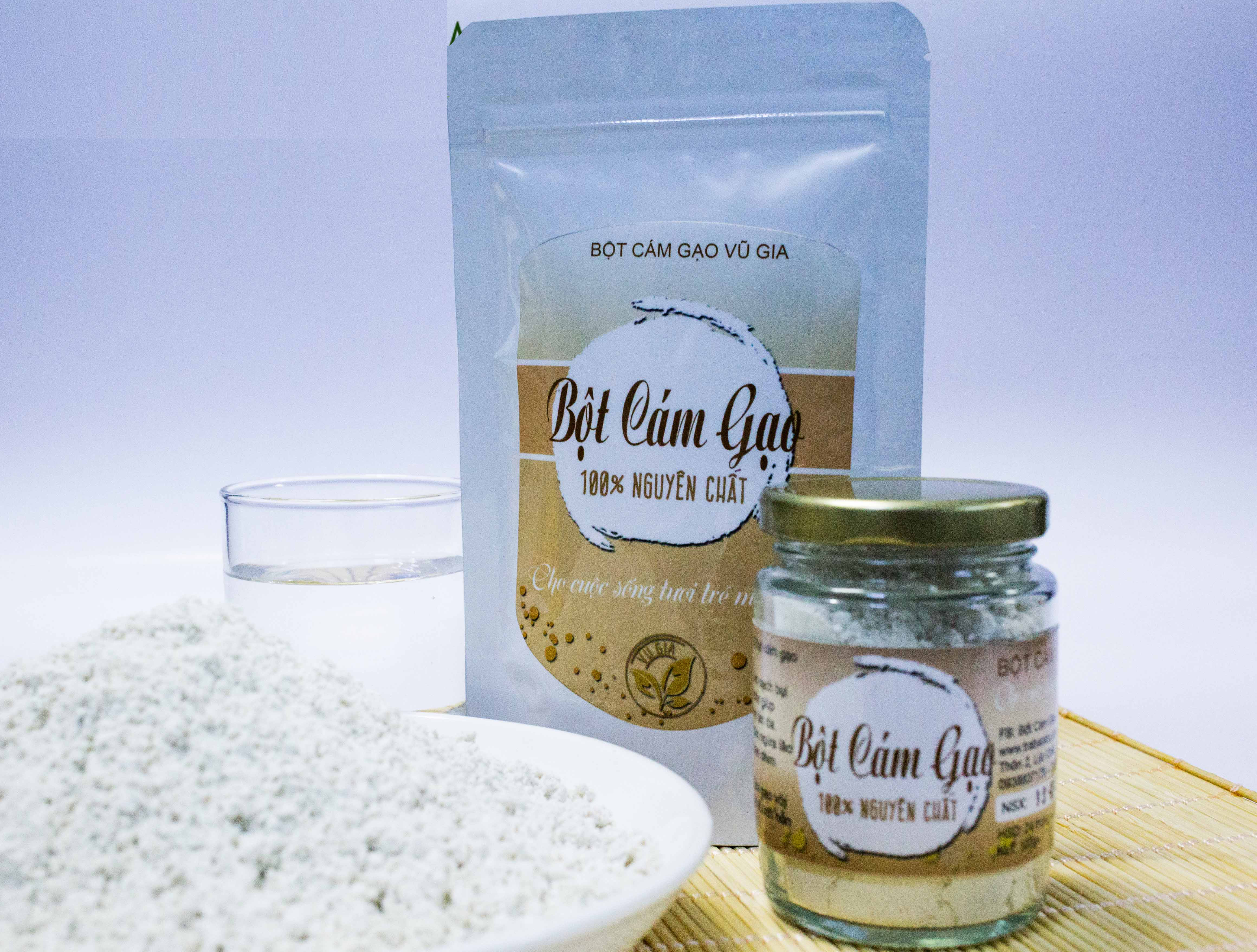 Combo Bột Bột Trà Xanh + Bột Cám Gạo - Nguyên Chất Bảo Lộc Vũ Gia (100g) + Tặng Bộ Pha Chế Đắp Mặt Nạ Cao Cấp