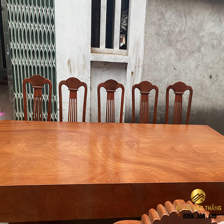 Bàn 10 ghế gỗ hương đá nam phi