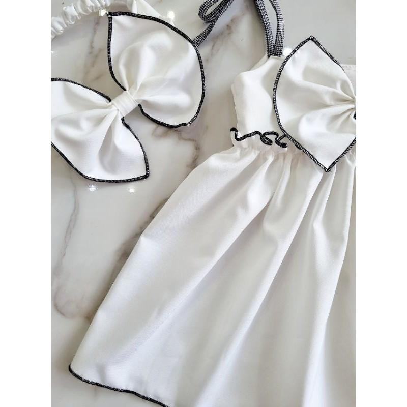 Combo set 2 dây trắng kèm vòng nơ iu lắm ạ