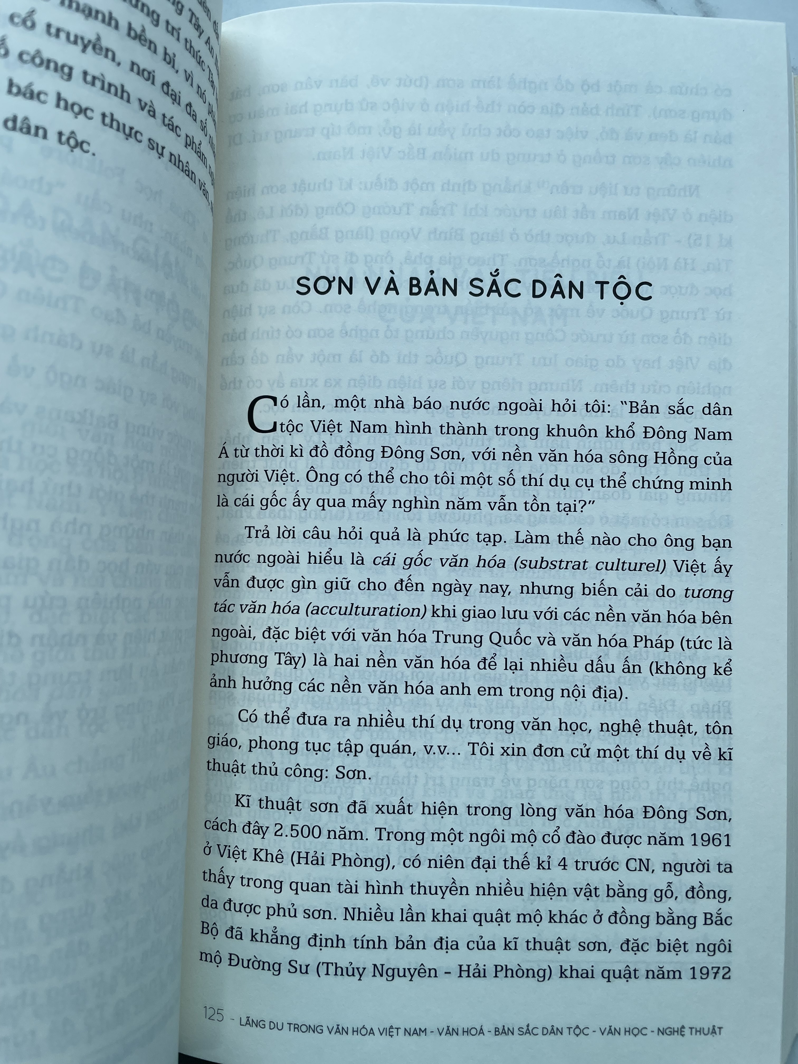 Combo 2b tác giả Hữu Ngọc: Lãng du trong văn hoá Việt Nam (3 tập);  Cảo thơm lần giở (2 tập)