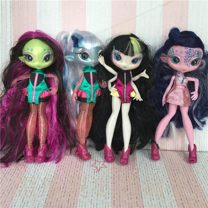 Búp Bê Người Ngoài Hành Tinh 17 cm - MGA Novi Stars Doll