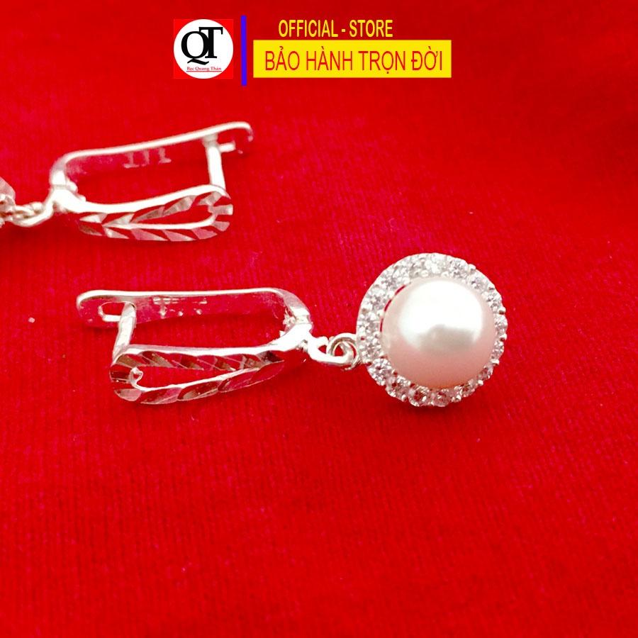 Bông tai nữ ngọc tròn size 5ly dáng dài chốt đeo sát tai gắn đá trắng cao cấp trang sức Bạc Quang Thản - QTBT150