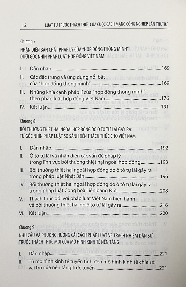 Sách - Luật tư - Trước thách thức của cuộc cách mạng công nghiệp lần thứ tư