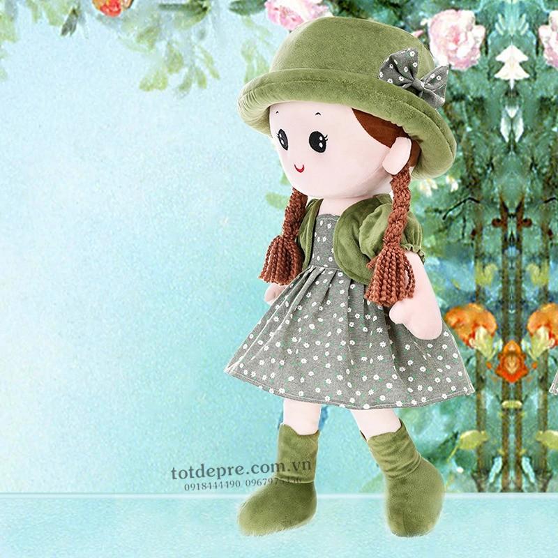 Búp bê bông cô bé đội mũ nhung váy hoa