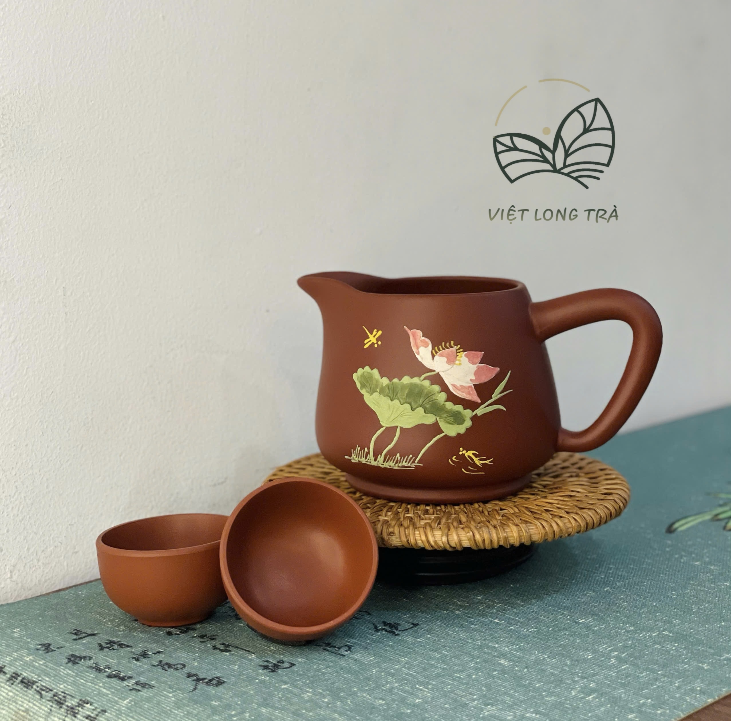 TỐNG UỐNG TRÀ TỬ SA HỌA TIẾT VẼ THỦ CÔNG
