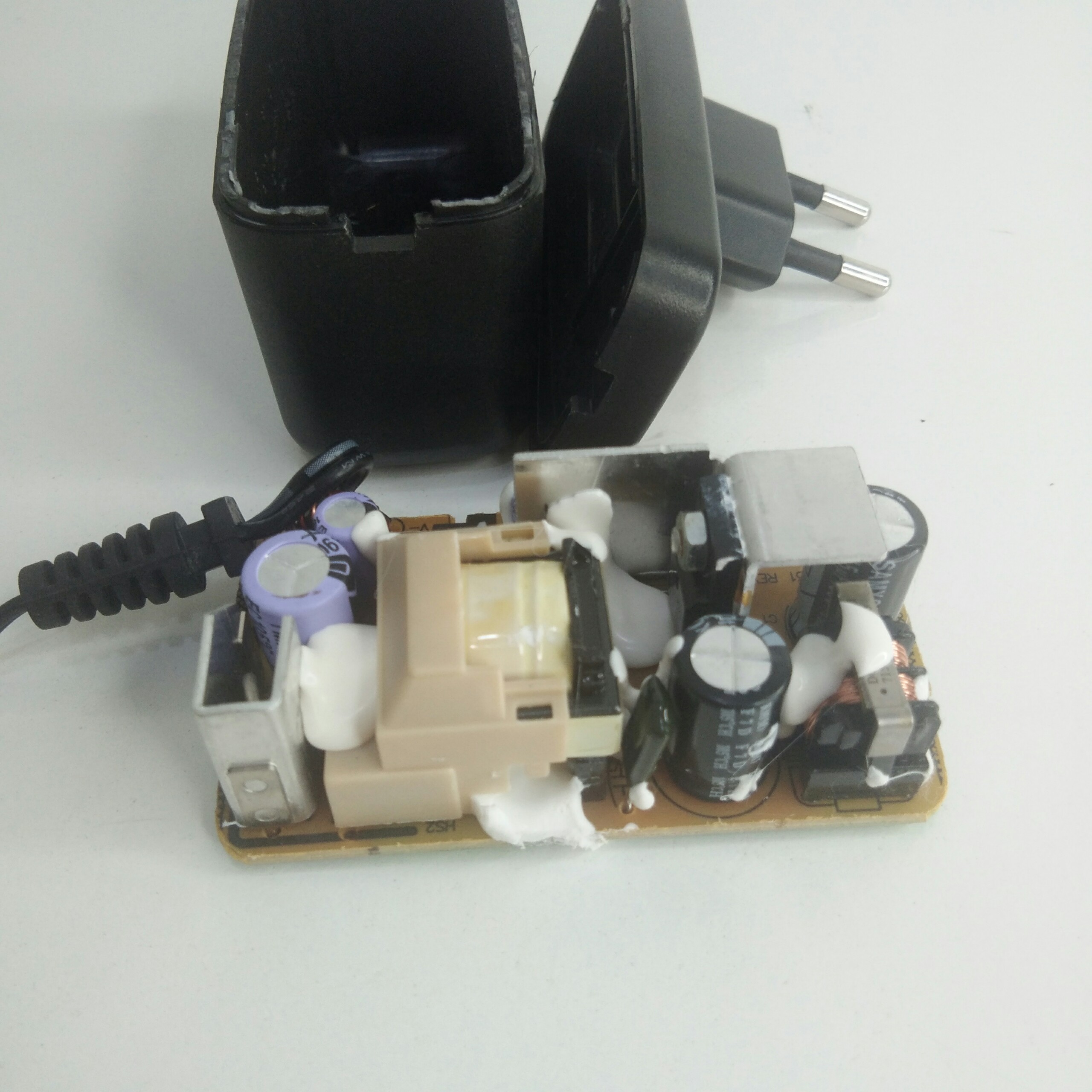 Nguồn 12v 1A