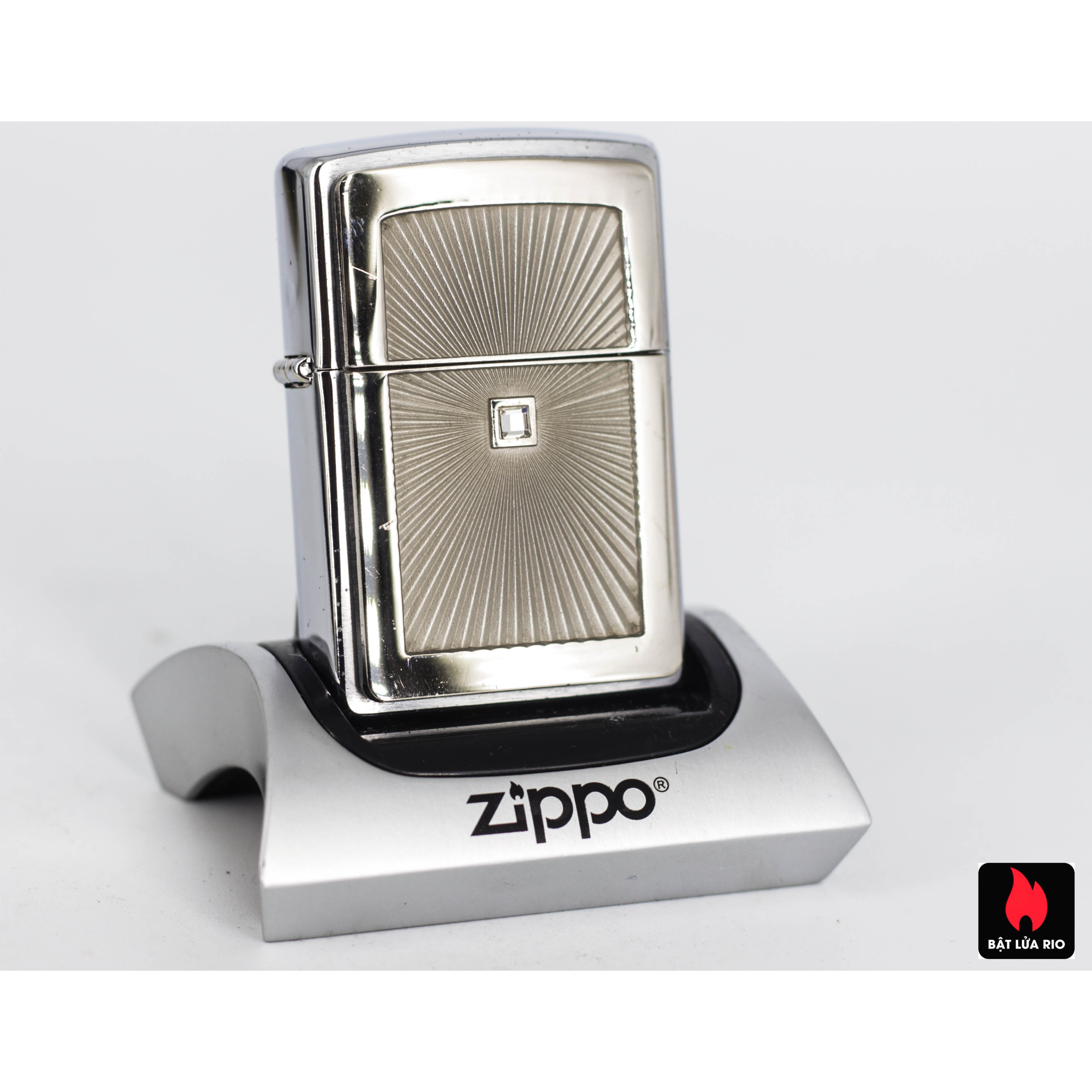 Bật Lửa Zippo 2007 – Zippo Picture Perfect Emblem