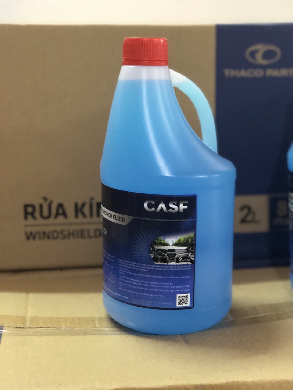 Combo 8 can nước rửa kính ô tô Thaco 2 lít