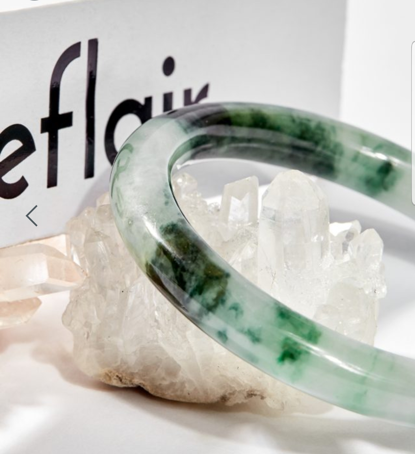 Vòng Tay Cẩm Thạch Jadeite Trục Tròn 53 mm