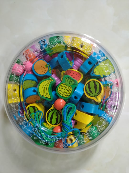 Đồ chơi luồn hạt gỗ có hộp đựng đồ chơi giúp bé khéo léo kiên trì học số đếm phân biệt màu sắc - ĐỒ CHƠI THÔNG MINH TINA