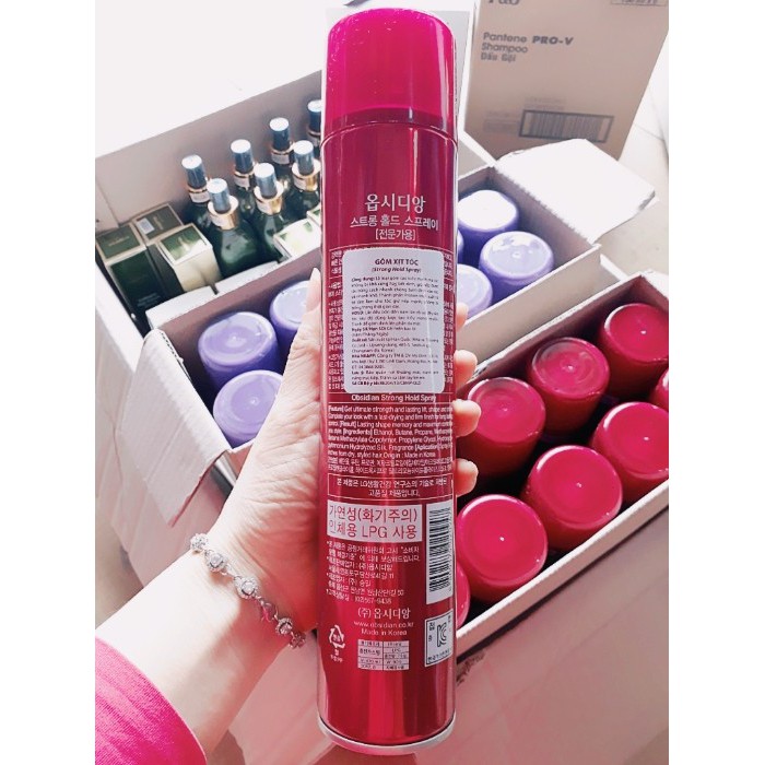 Gôm xịt tóc mềm Obsidian Strong Hold Spray Hàn Quốc 300ml tặng kèm móc khóa.