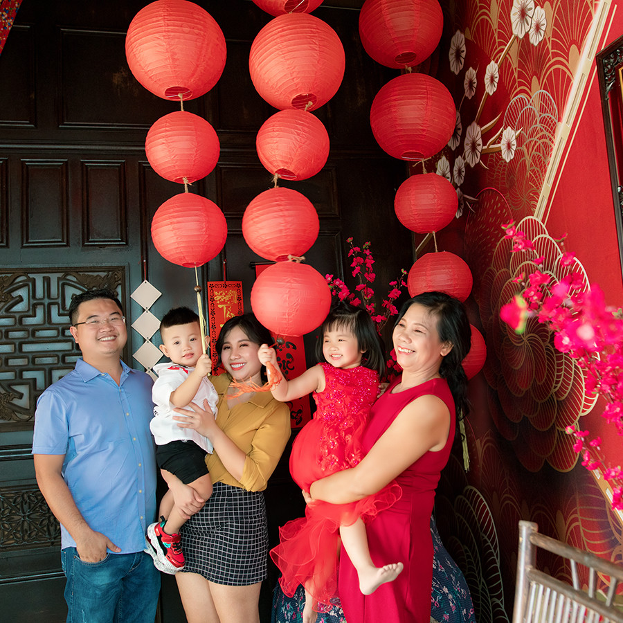 Chụp Ảnh Kỉ Niệm Gia Đình Tại Phim Trường L'amour